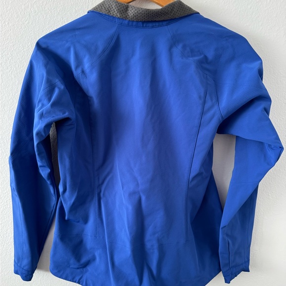 REI Womens Blue Softshell Weaather proof Jacket Coat Small S - Picture 4 of 5